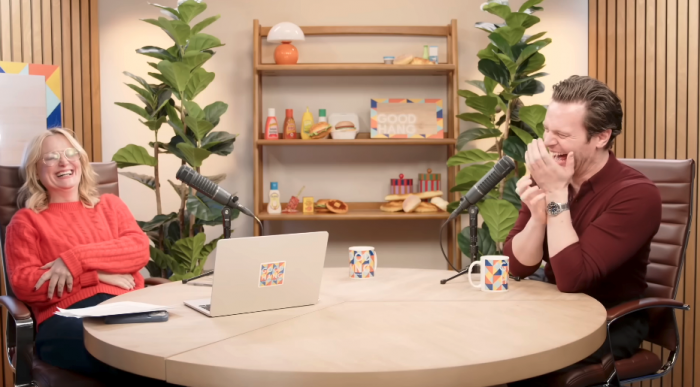 Amy Poehler Asked Jonathan Groff the Perfect Broadway Performer Question