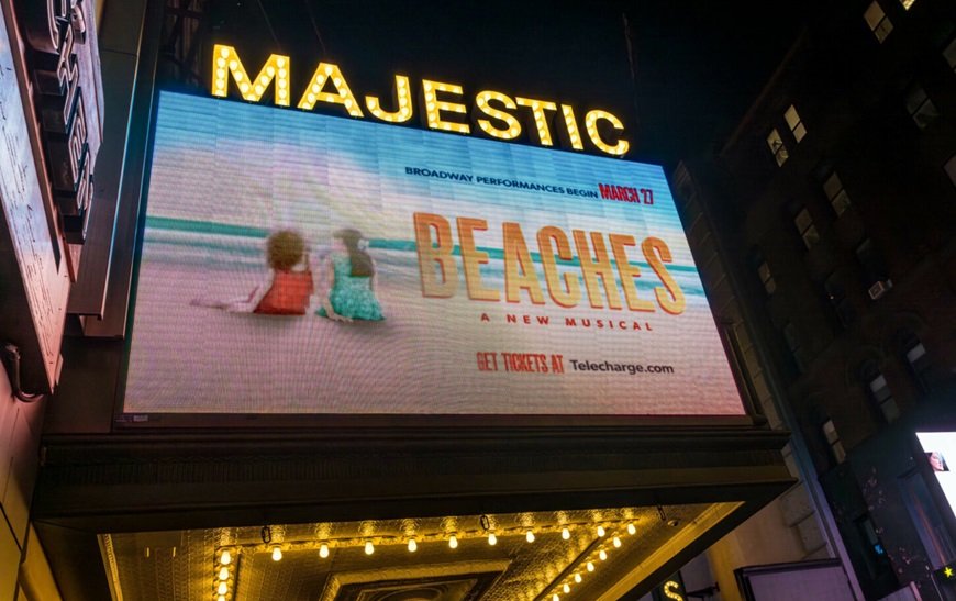 Scary Backstage Moment at ‘Beaches’ After Fan Sneaks Into Jessica Vosk’s Dressing Room