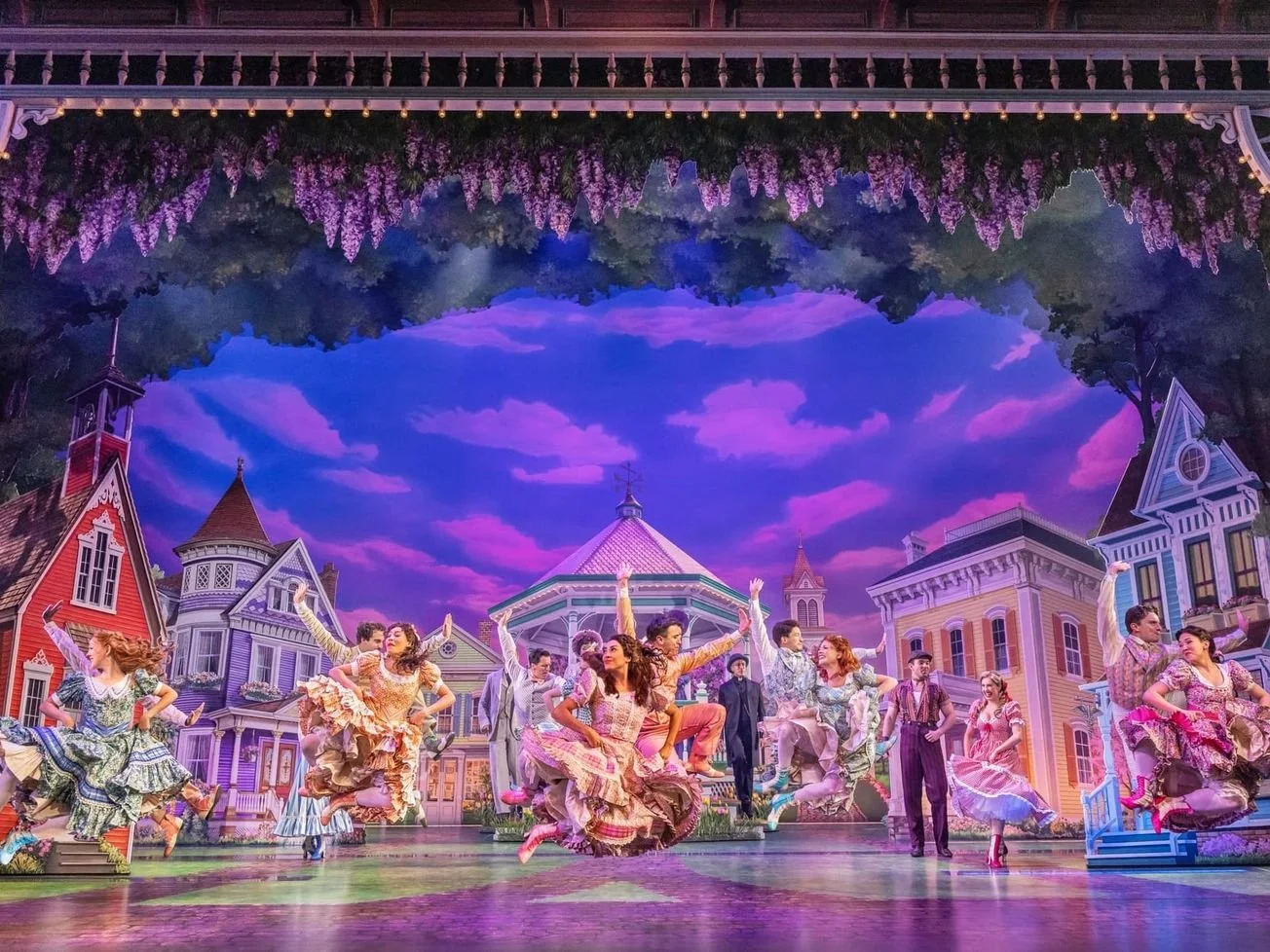 Broadway Performers Aren’t Getting Weaker. The Job Has Gotten Harder.