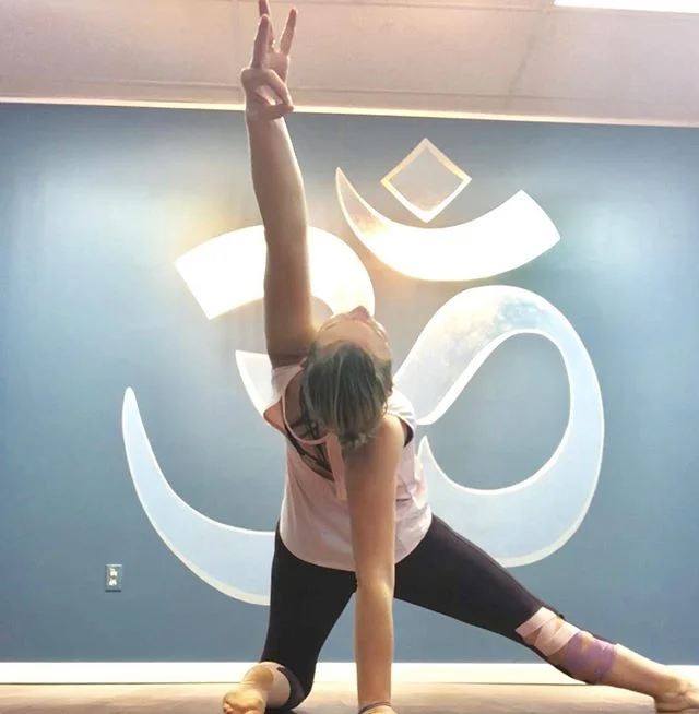 Back in the studio 🕉 
missing the water 💦 
but thankful for this practice 🧘&zwj;♀️
that keeps me grounded. 
#417yoga