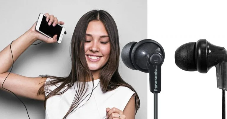 earphones-768x403.jpg