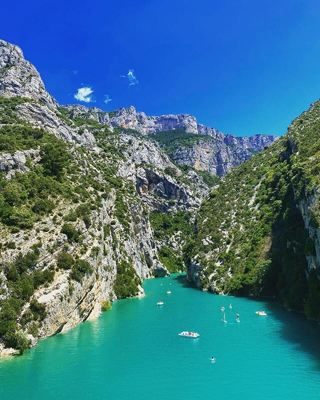 Ready to get back to this mermaid lagoon. Birthday countdown is on! #Provence #France #laviefrançaise 😎😎