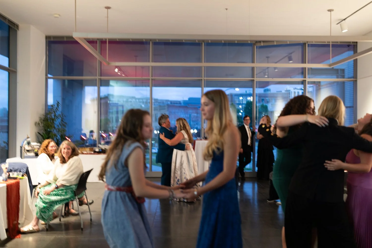 Amanda & Trista_5stars102.jpg
