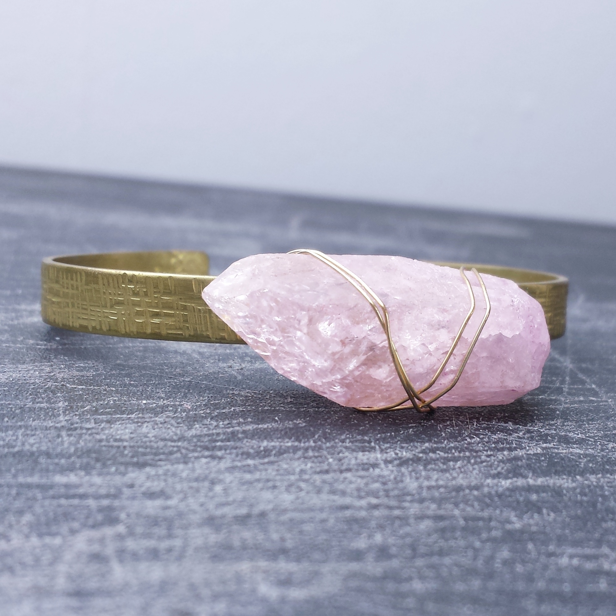 pink-quartz-bracelet