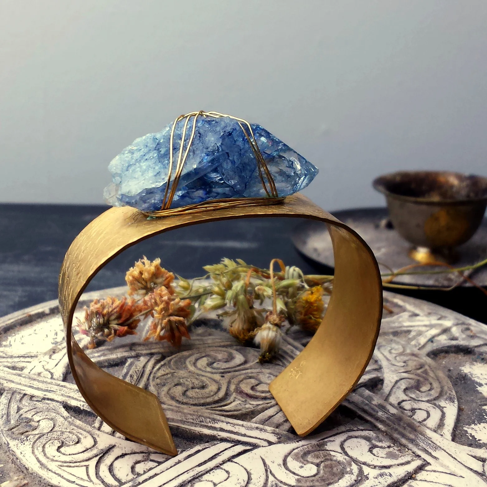 chunky blue cuff.jpg
