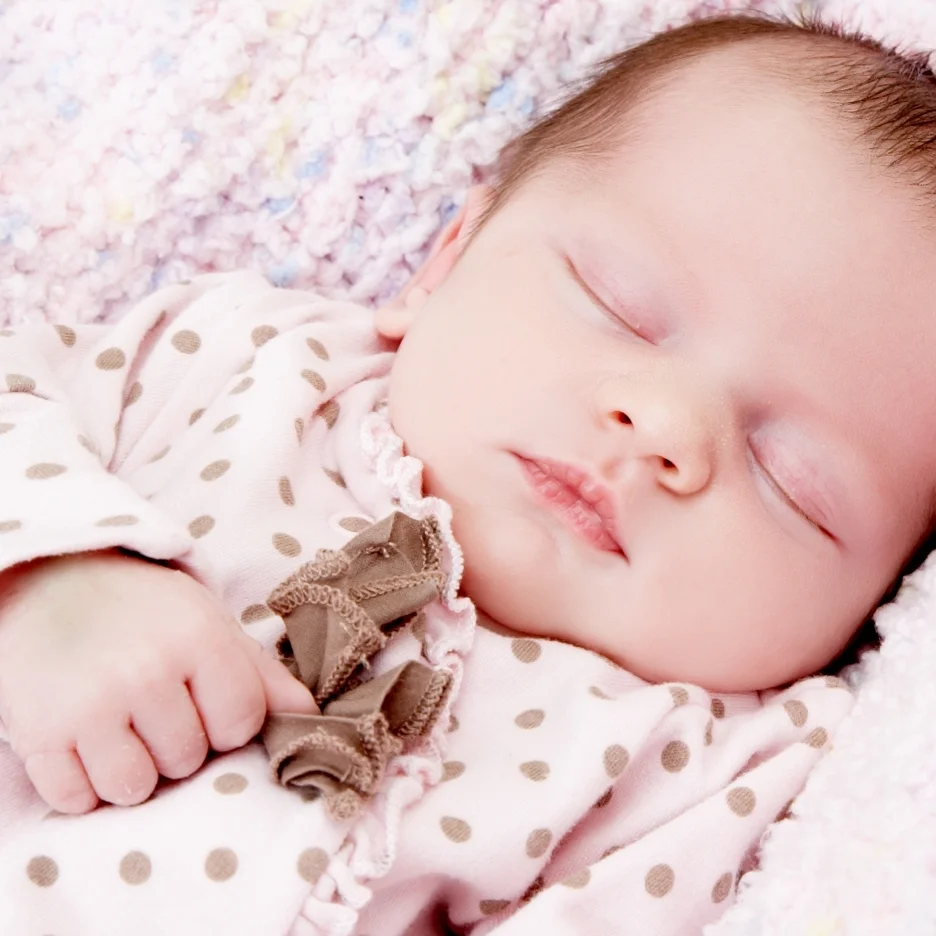 zigzag-photography-leicester-studio-photo-shoot-newborn-baby-girl-boy-clarendon-park-queens-road.jpg
