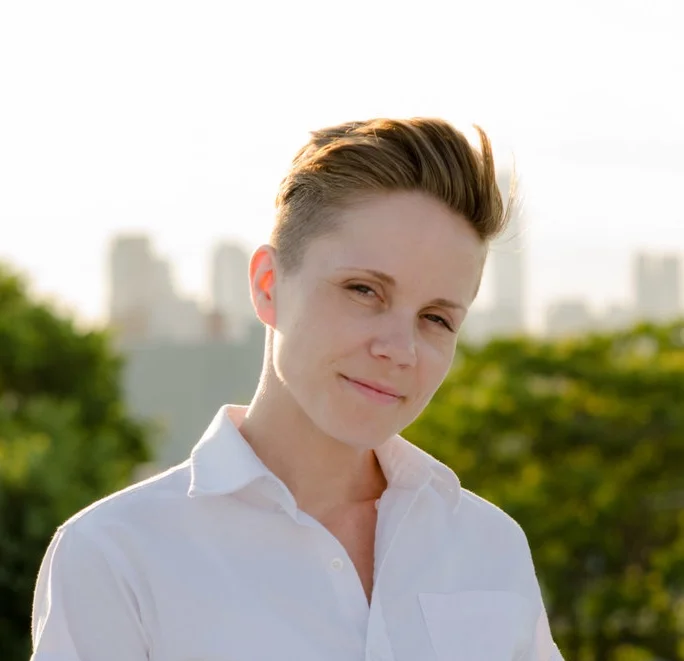 SPerry_AuthorPhoto.jpg