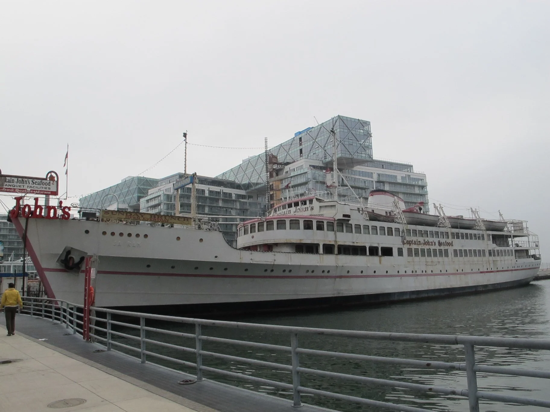 Captain Johns 012.JPG