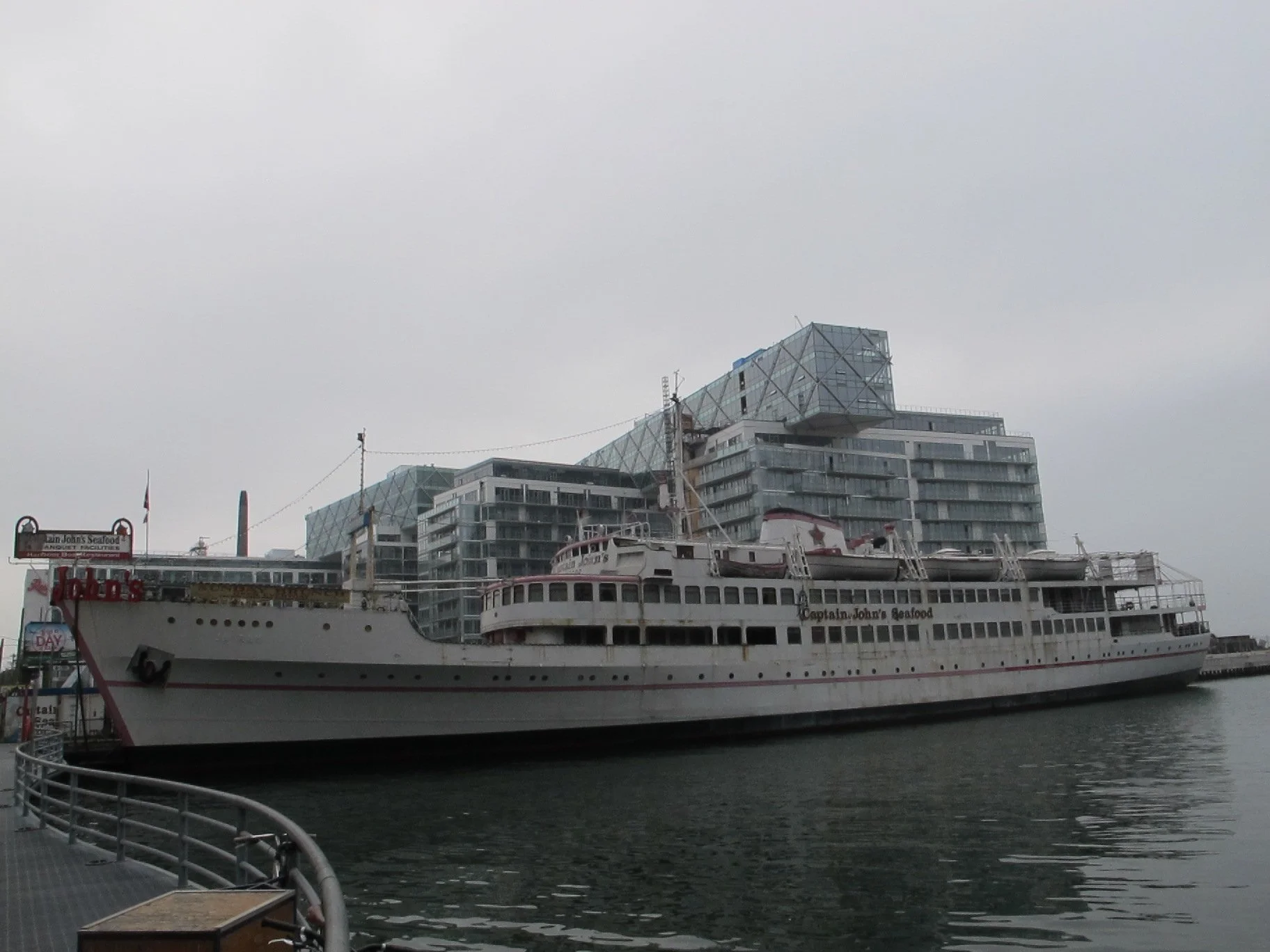 Captain Johns 013.JPG