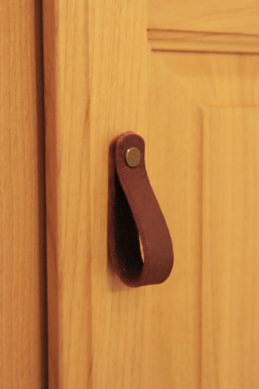 Leather, pull, hardware, bin, handle, cabinet, drawer, knob, handles, handmade, dresser, Ikea, hack, diy, kitchen, usa, black, dark, brown, light, distressed, color, finger