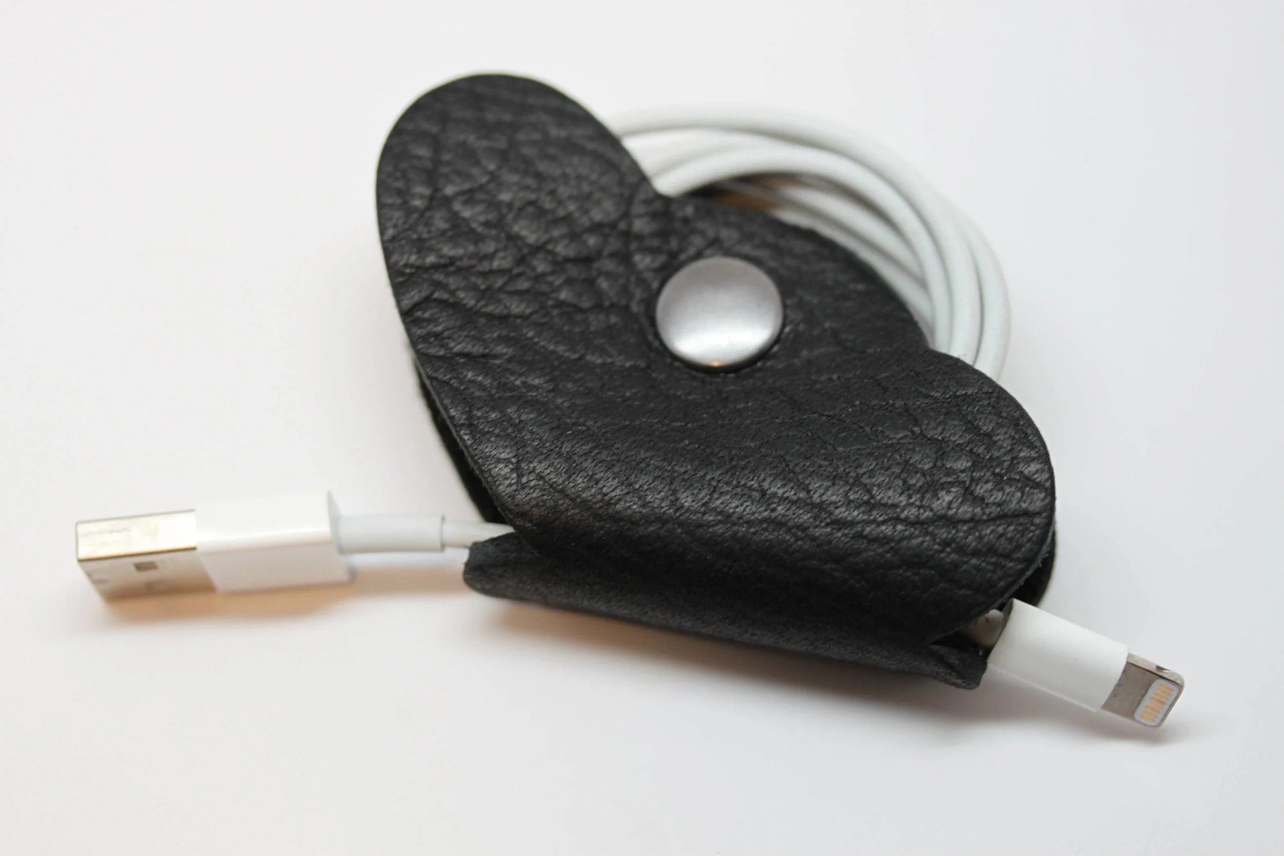 Leather, butterfly, earbud, cord, keeper, organizer, holder