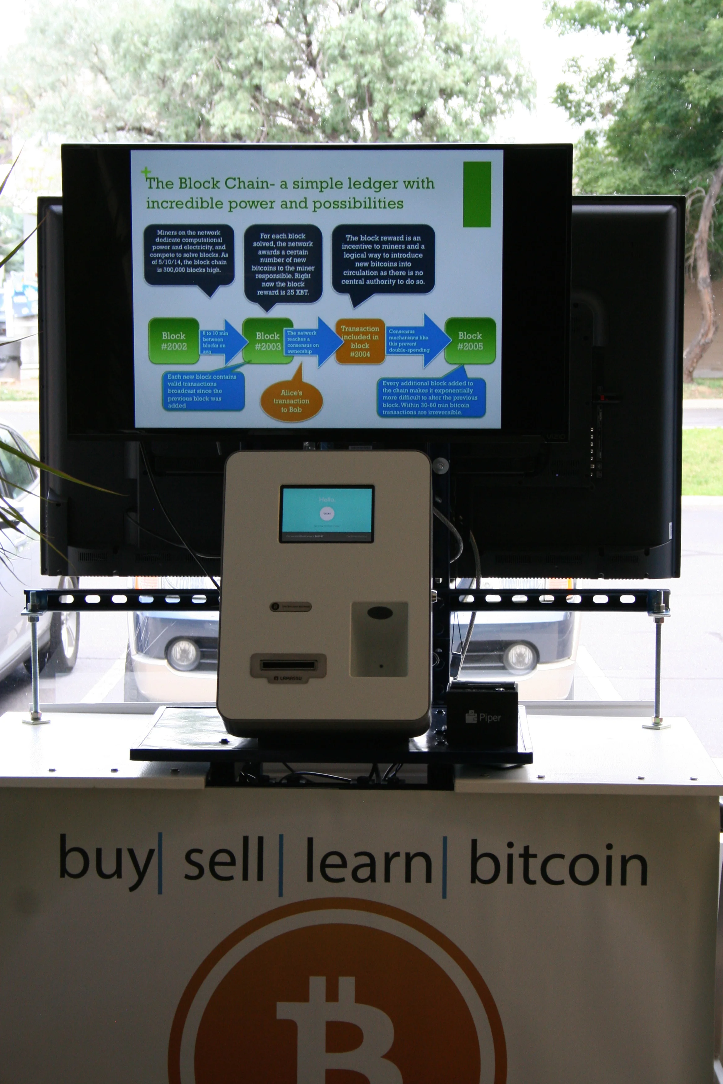 XBTeller Bitcoin ATM - Inside The Big Tomato. Aurora, Colorado