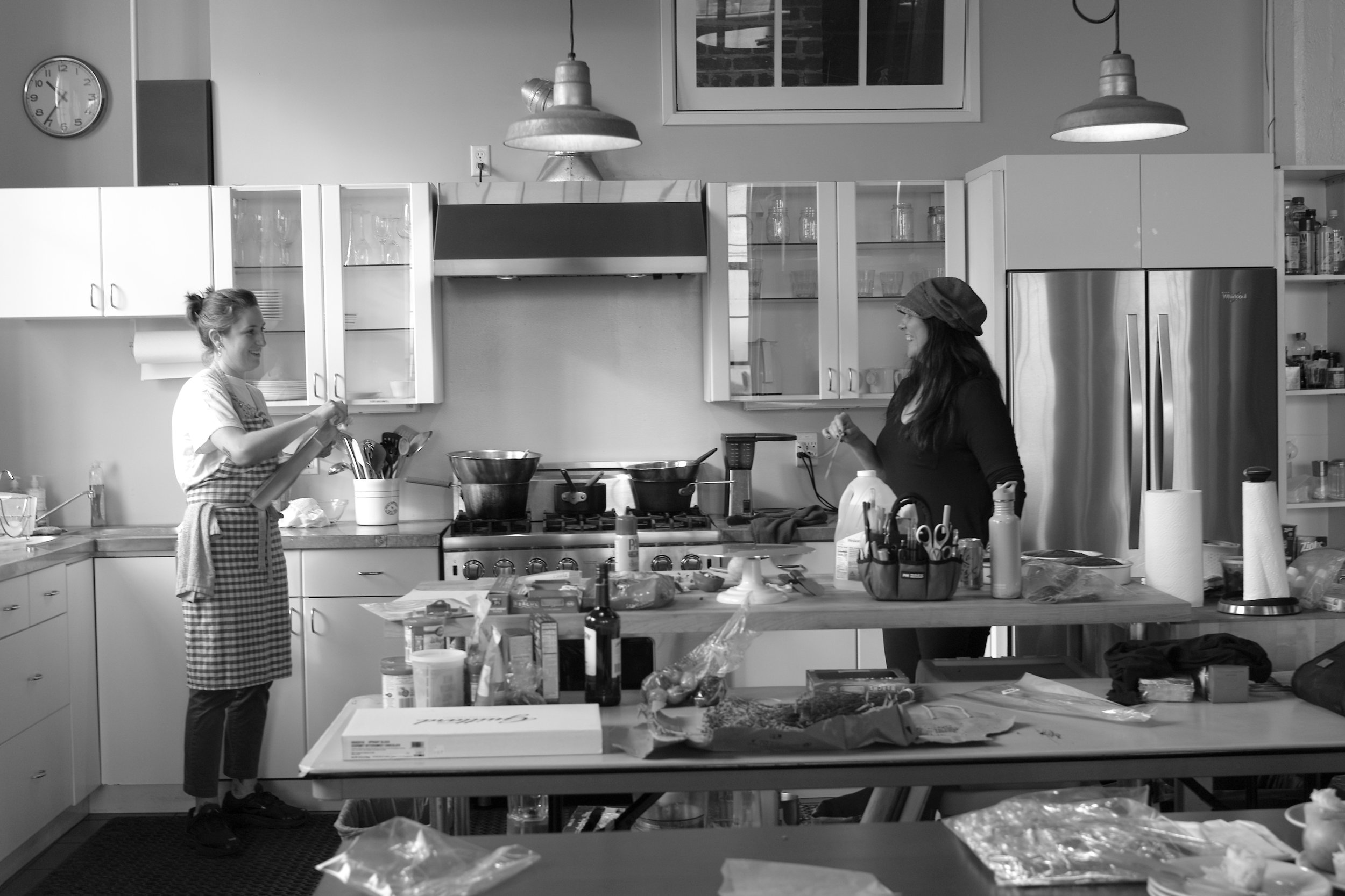  Alicia and Julie in the kitchen 