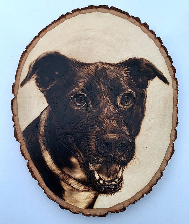 Another fun and thoughtful custom pyrograph- commissioned by the sweetest wife to gift to her husband this Christmas ❤️ Straight heat on 6&rdquo; x 10&rdquo; basswood round
