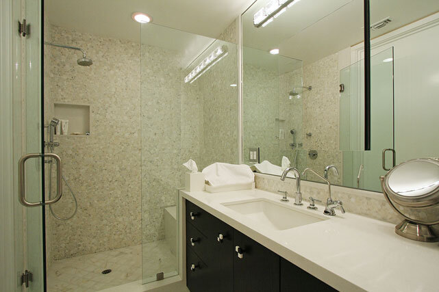 Century Hill Bathroom.jpg