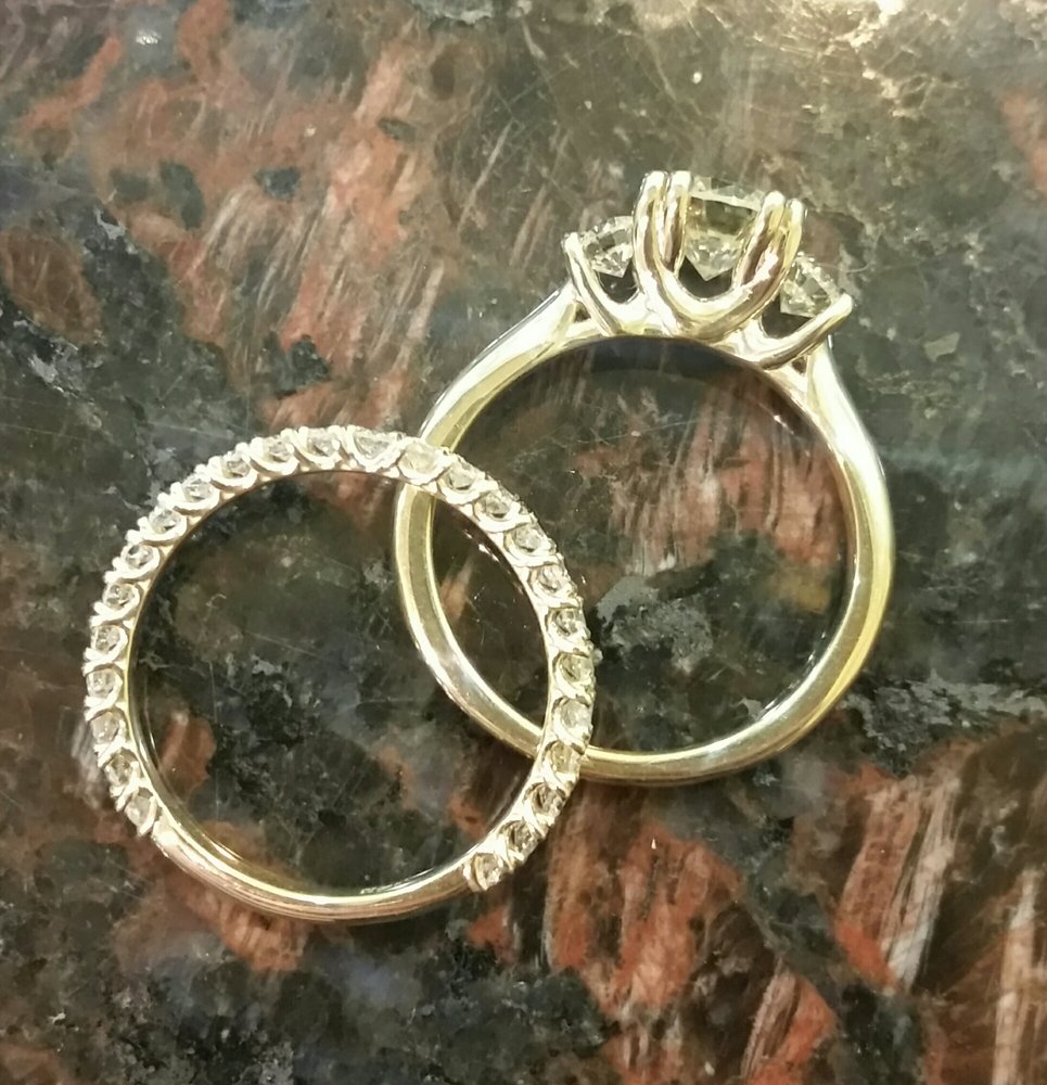 Yellow Gold Wedding Set