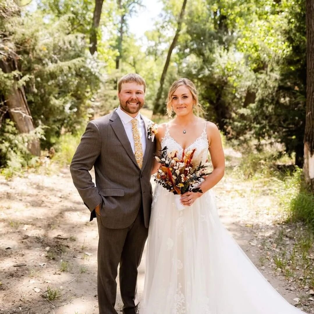 Congratulations to my clients, Tanner &amp; Lexi on their recent nuptials! 

It was a pleasure working with you and I hope you have a lifetime of love and happiness!

Thank you for allowing me to be a small part of your love story!

📷: https://cherr