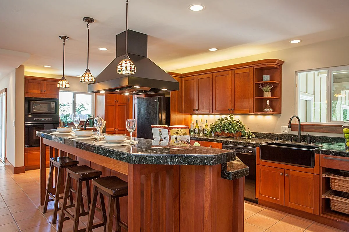 3 BED · 2 BATH · 1544 SQFT