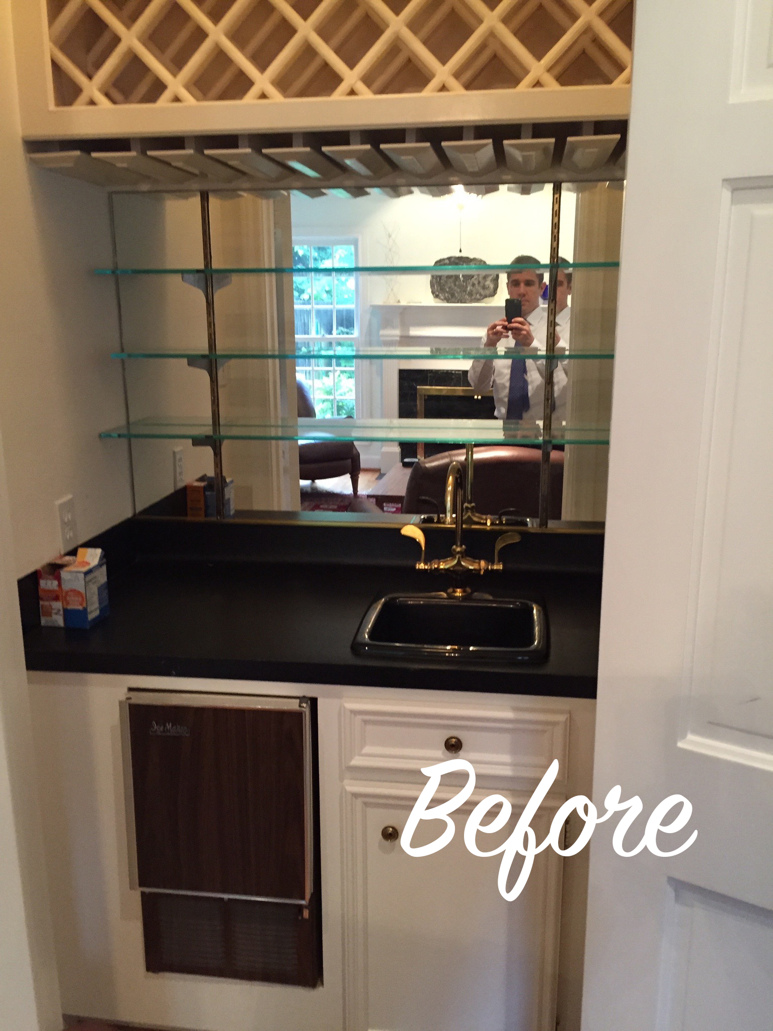 The hubs capturing the wet bar during our first visit to the house