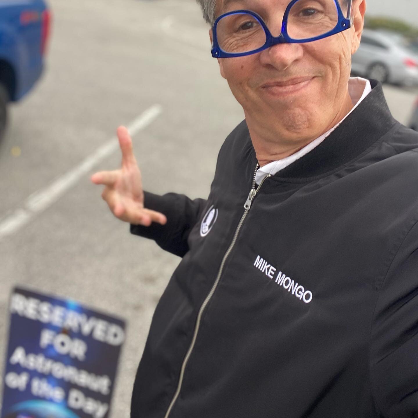 I got to use the ASTRONAUT OF THE DAY parking spot at @kennedyspacecenter. Thank you, Story Musgrave!
.
.
.
.
#astronaut #spaceplus #kennedyspacecenter #capecanaveral #astronautlife