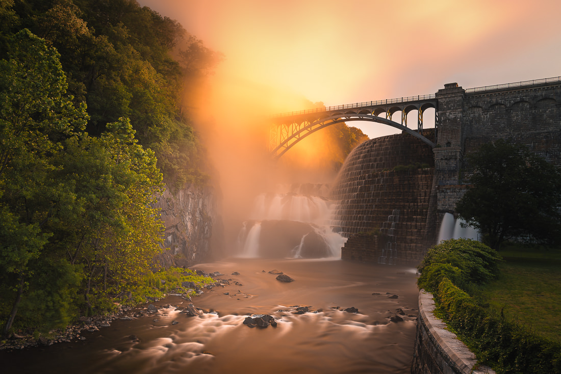I saved that moment last of all the images I took that day to work on. I took my time, was very deliberate and tried the best I could to imbue the image with what I felt and saw that morning. I think I was successful, what do you think?
