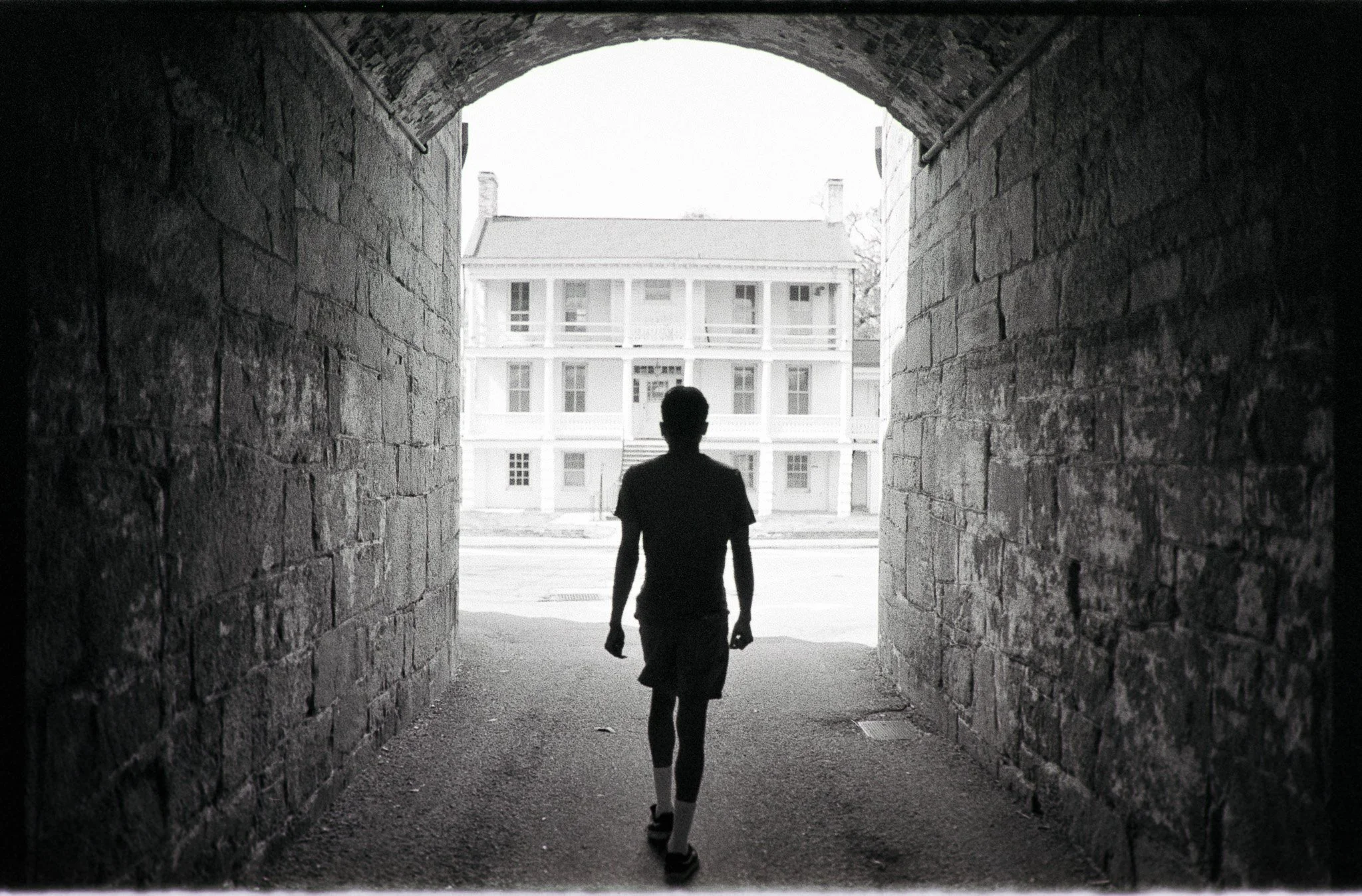 Ali Ilford HP5 400 Fort Monroe 022.jpg
