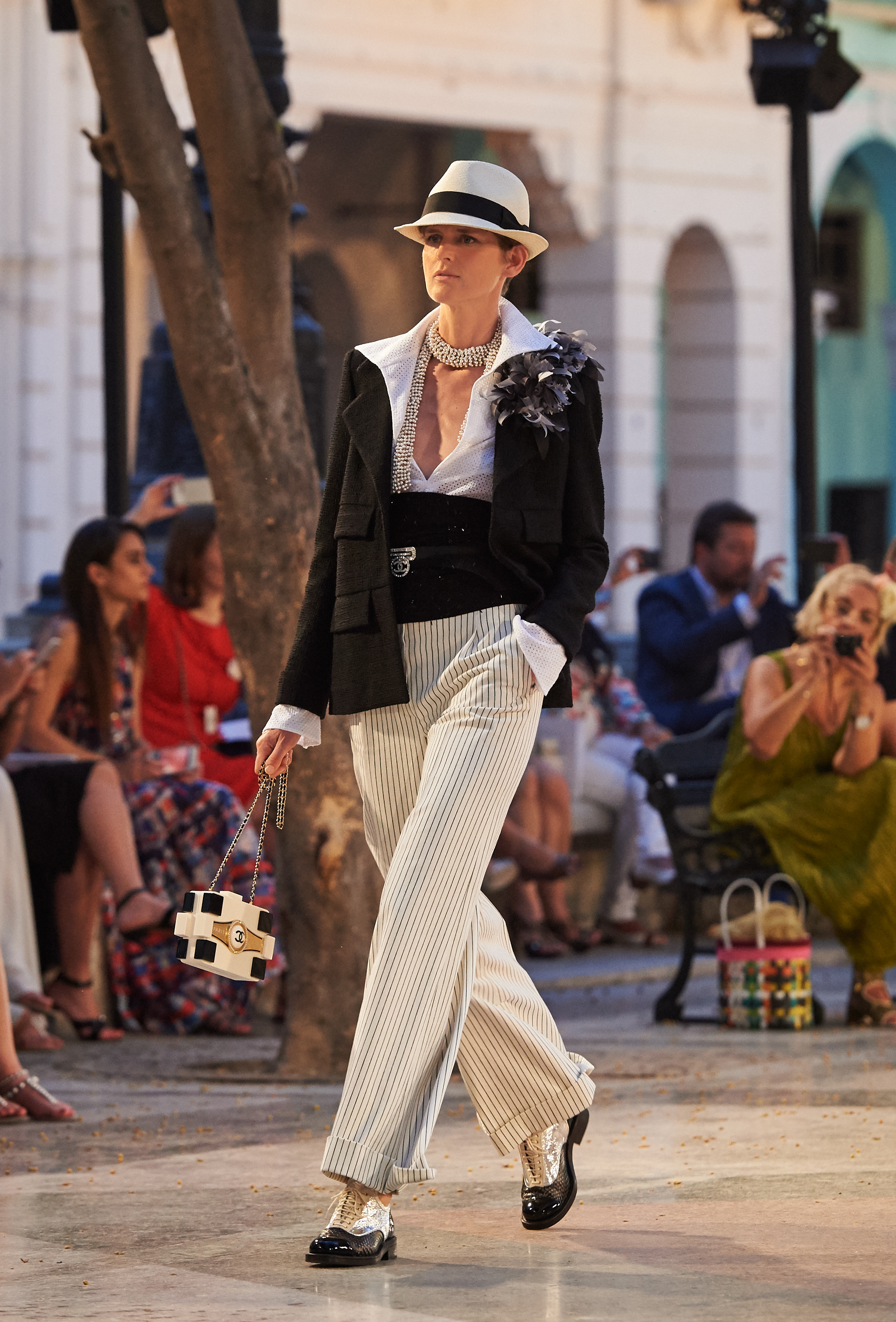 Chanel Cruise Collection 2016/17 CUBA Runway Report — PAM