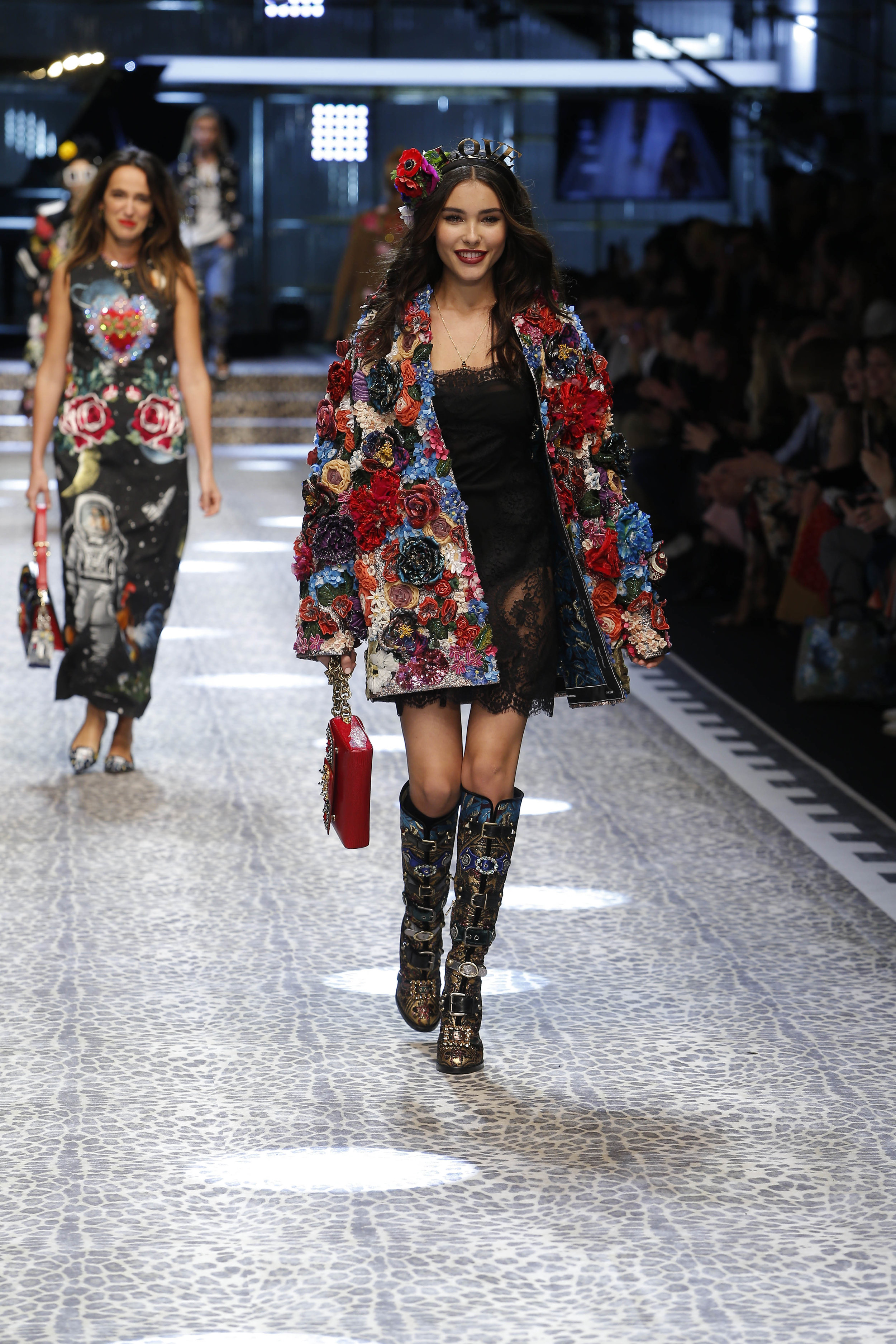 Dolce&Gabbana_women's fashion show fw17-18_Runway_images (49).jpg