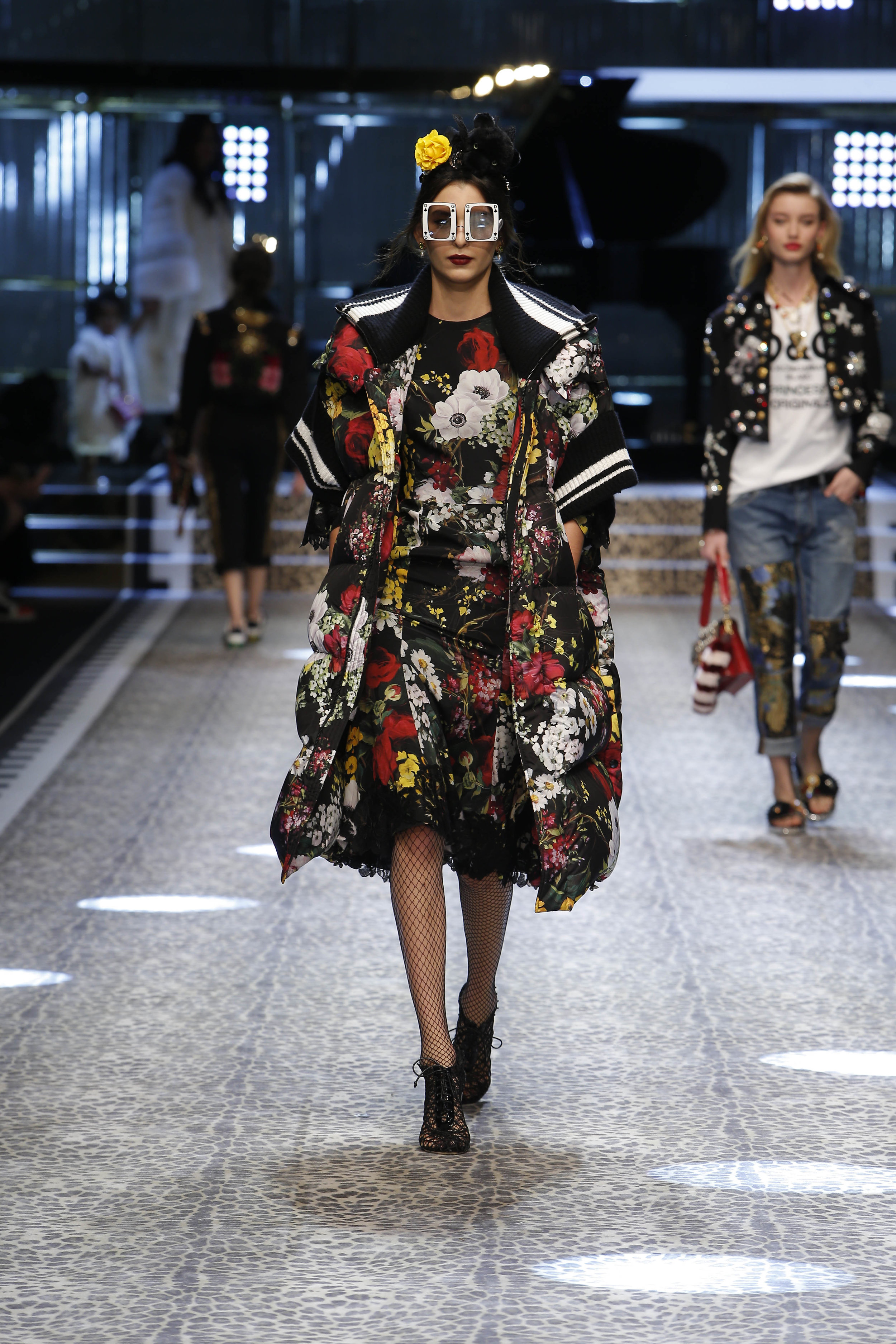 Dolce&Gabbana_women's fashion show fw17-18_Runway_images (51).jpg