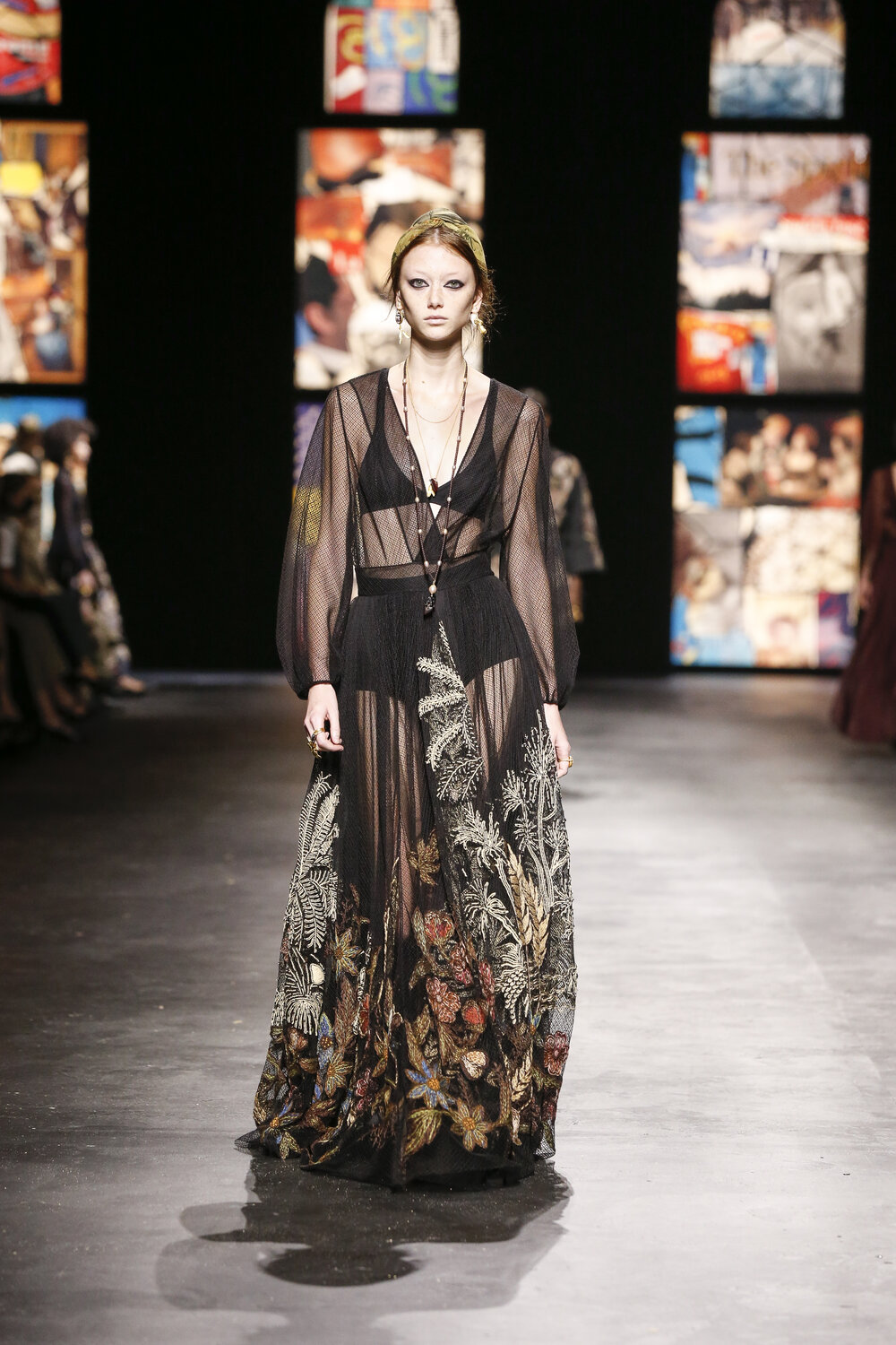 DIOR_SPRING_SUMMER_2021_LOOK_22 (2).jpg