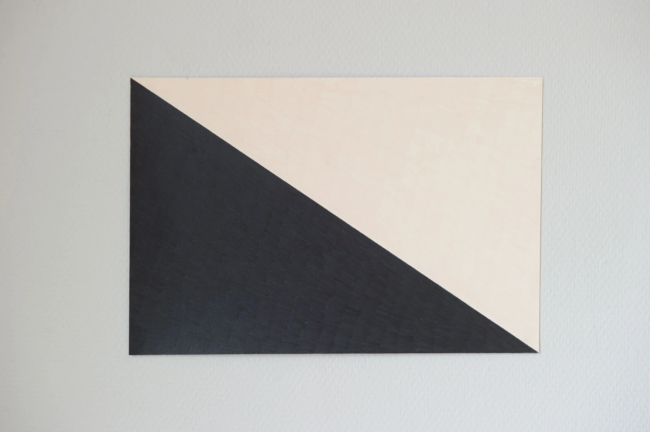 Color pencil on paper 27 x 38 cm