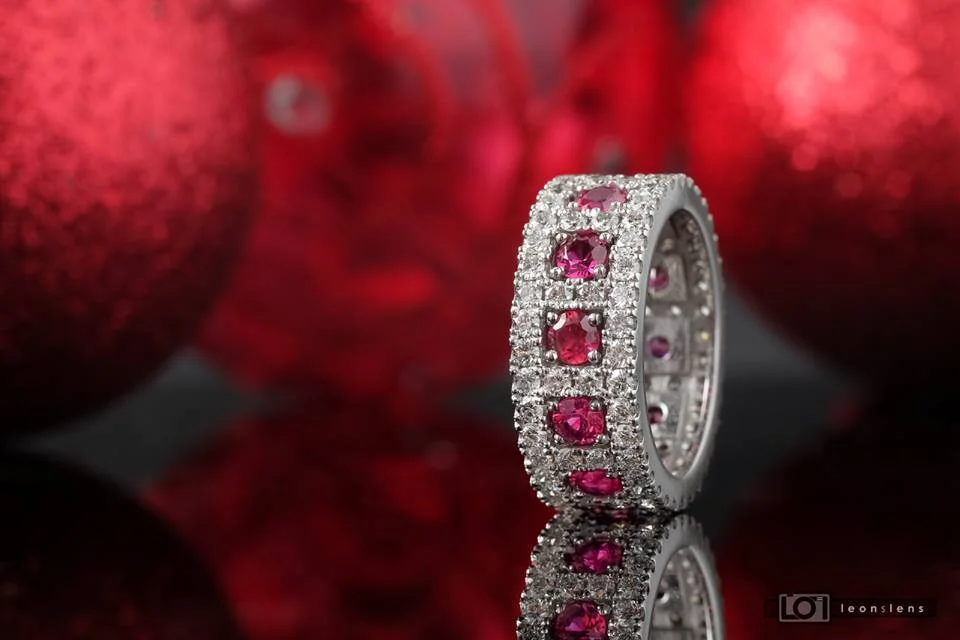 ring red big.jpg