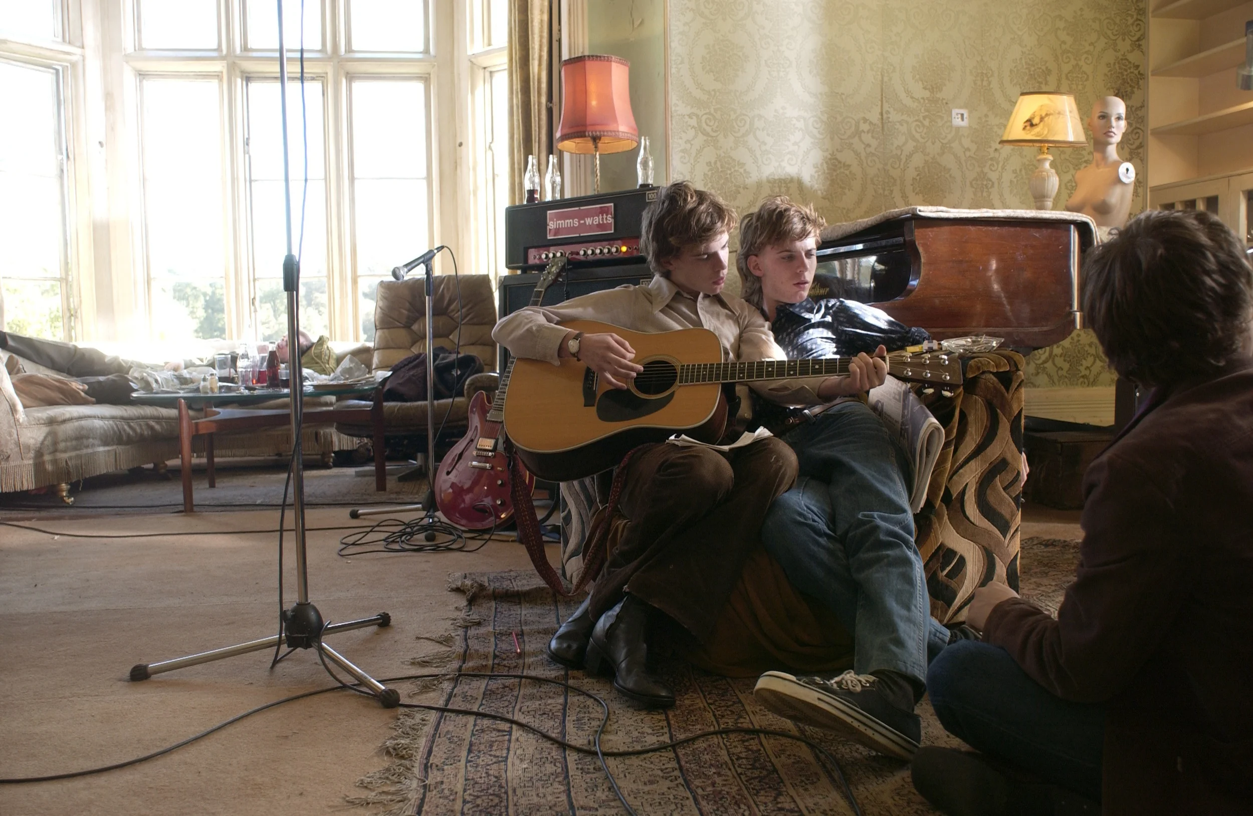    BROTHERS OF THE HEAD&nbsp;    Winner of Best New British Feature Edinburgh Film Festival 2006 .&nbsp;Punk rock film with Sean Harris, Harry Treadaway, Luke Treadaway and Jonathan Pryce. Directors: Lou Pepe and Keith Fulton, Producer: Simon Channin