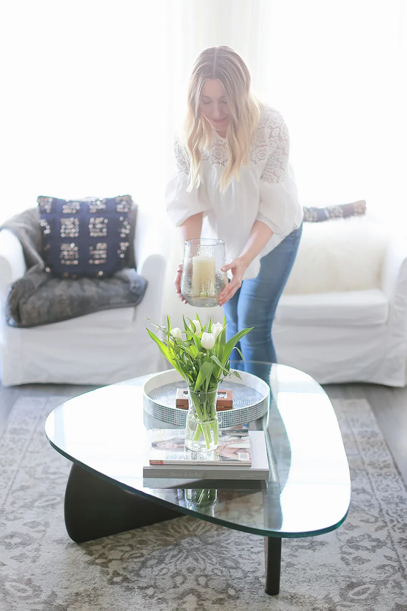 HowToDecorateYourCoffeeTable1.jpg