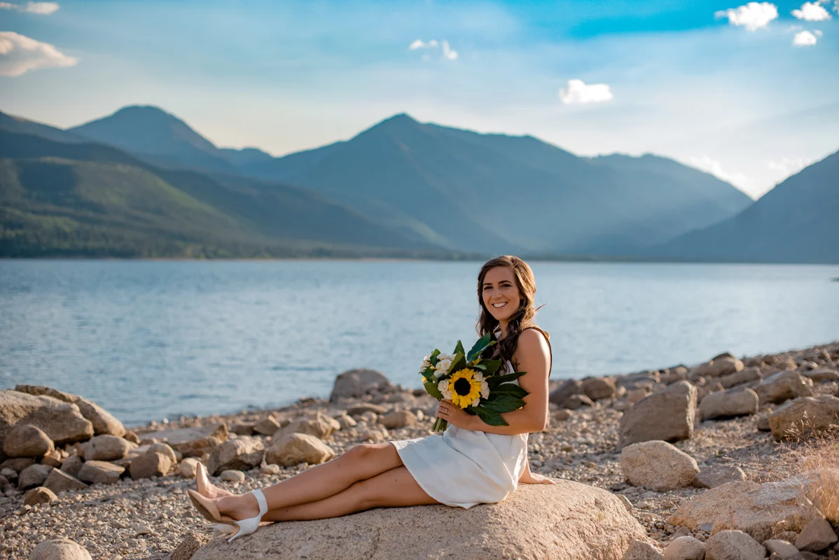 58-Destination-Elopement-Photographer-Colorado-Adventure-Swimming-Elopement-Photography-Twin-Lakes-0215.jpg