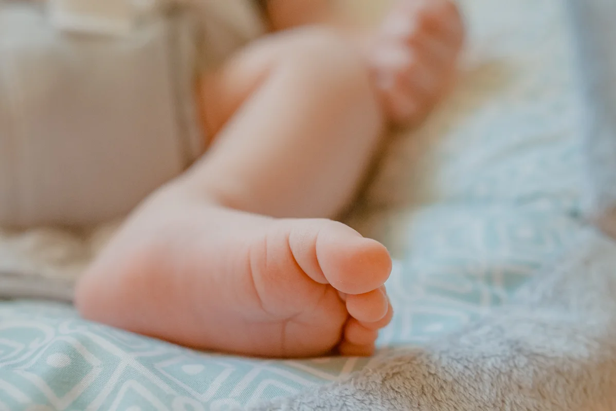 Denver Lifestyle In Home Family Photography {Schulz Family Newborn Family Lifestyle Denver Colorado Photographer}