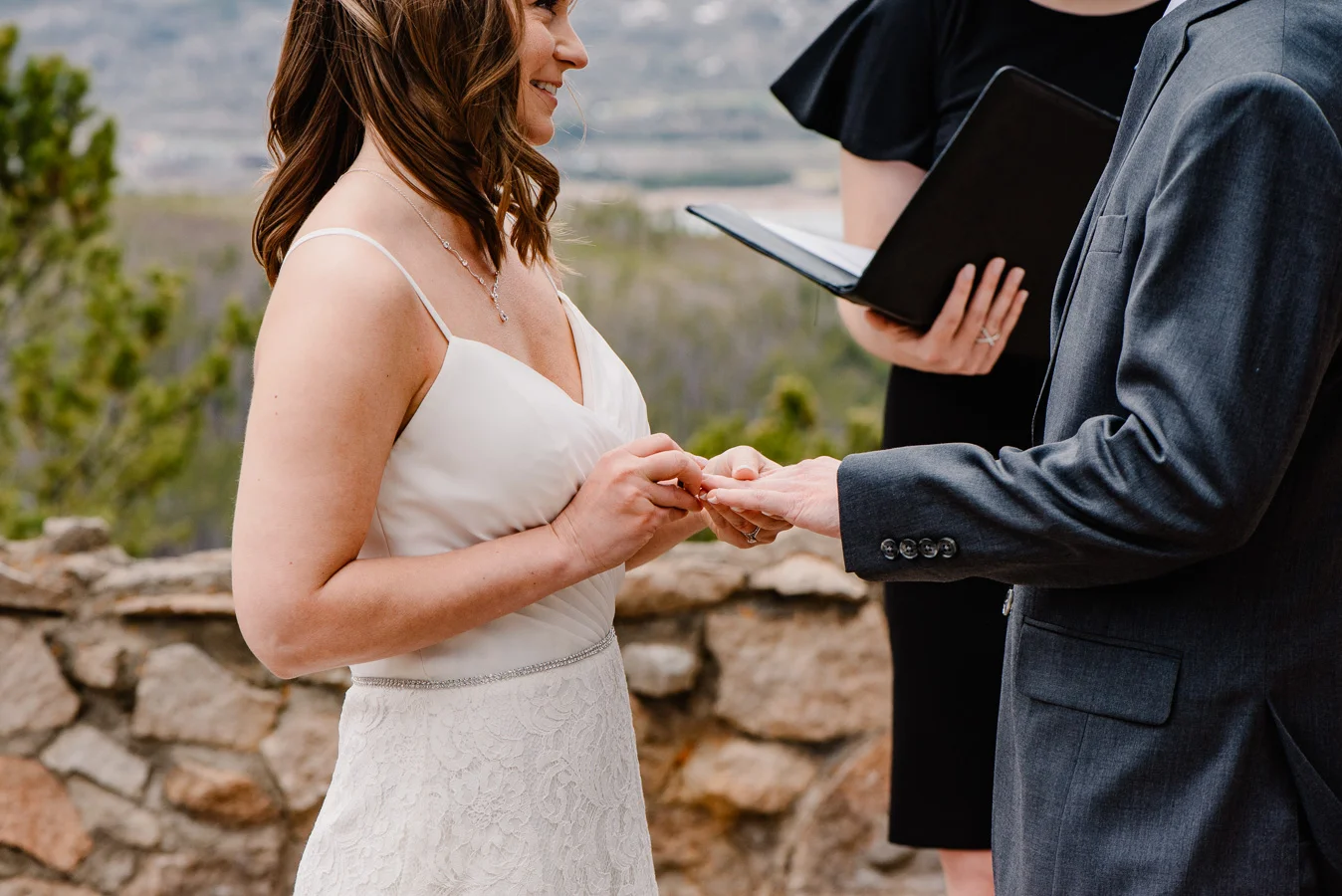 Sapphire Point Breckenridge, Colorado Intimate Elopement Wedding { Aubrey & Gabe | Colorado Mountain Intimate Elopement Photographers}