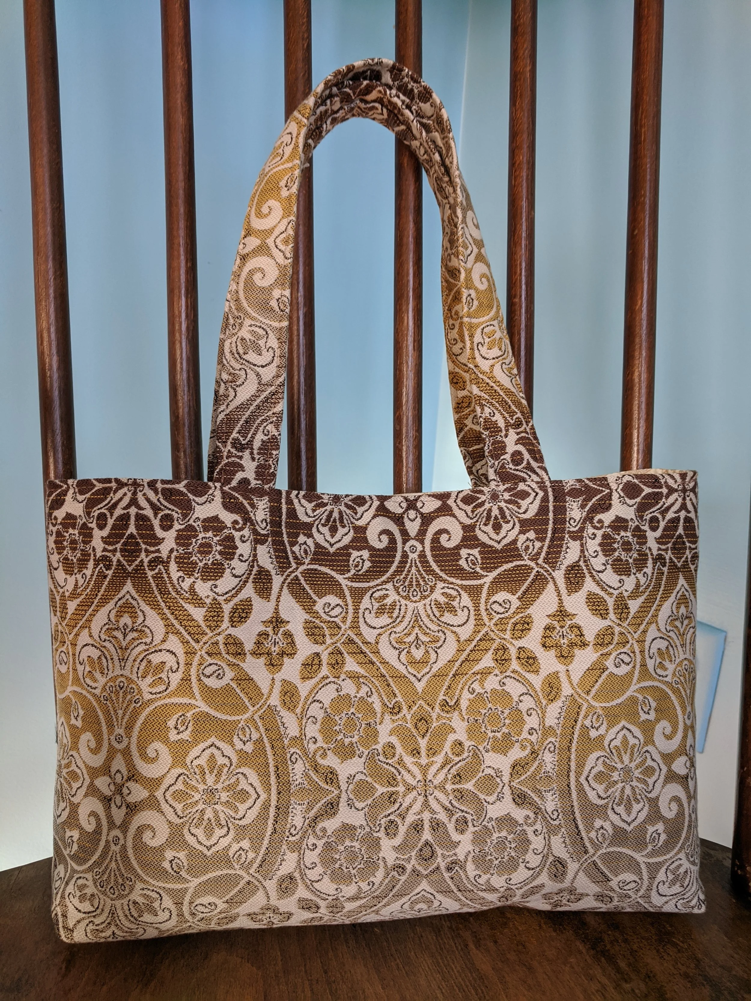 Autum Trail Bag Back.jpg