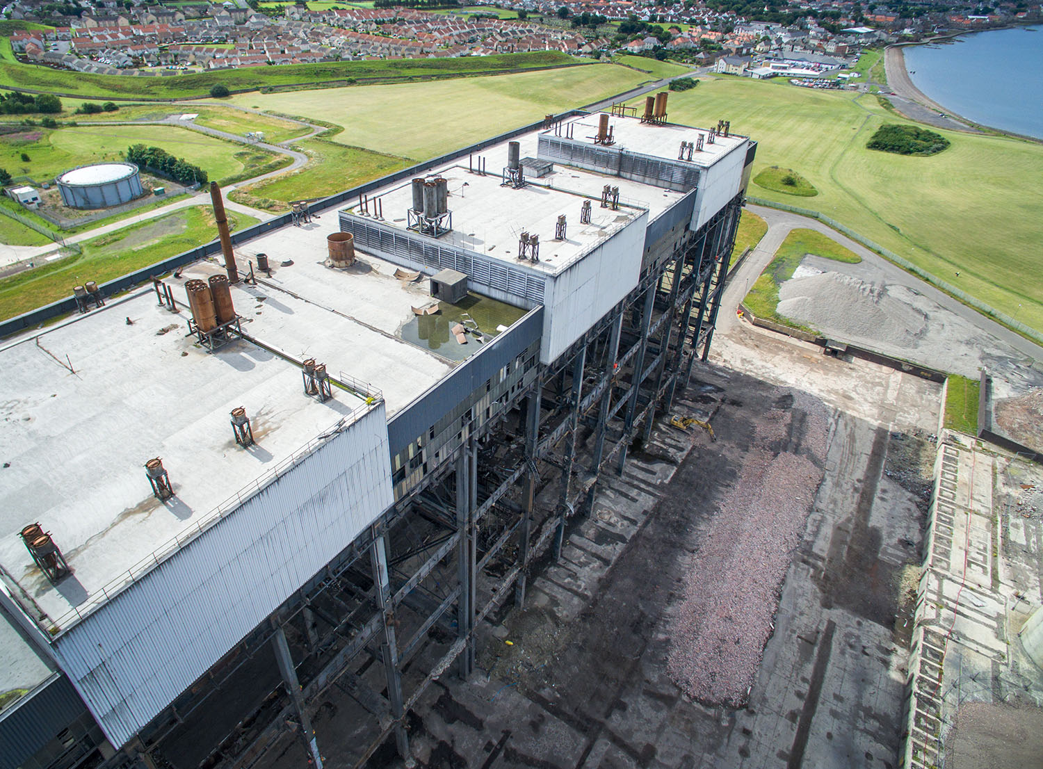 150725 P CockenziePowerStation 010wb.jpg