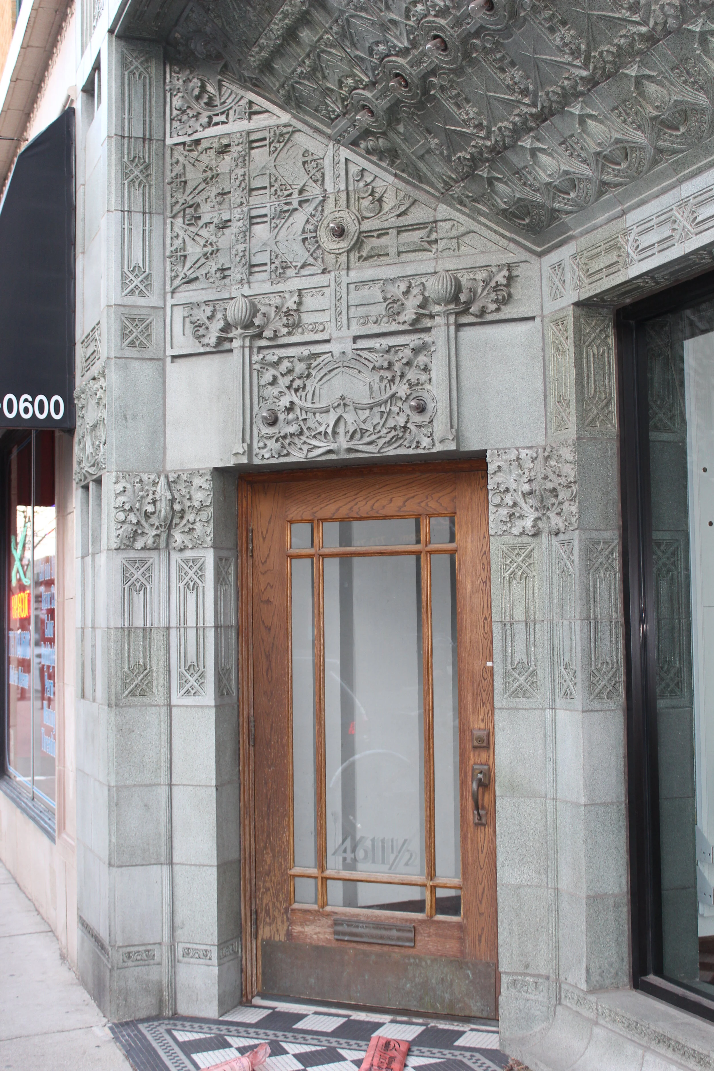 The Music of Sullivan Krause Music Store — Inside Chicago Walking