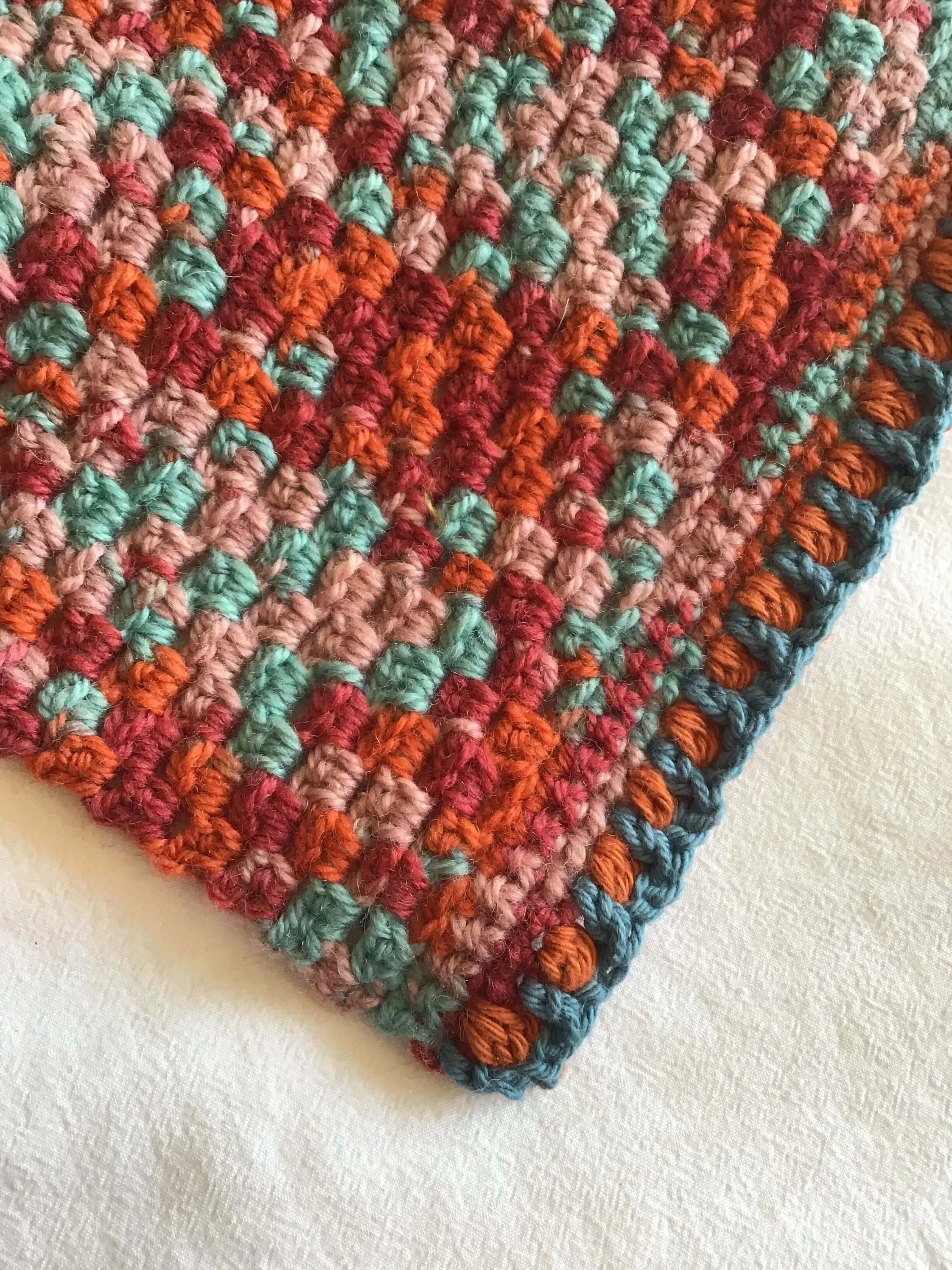 (2022) Varigated scarf, border detail