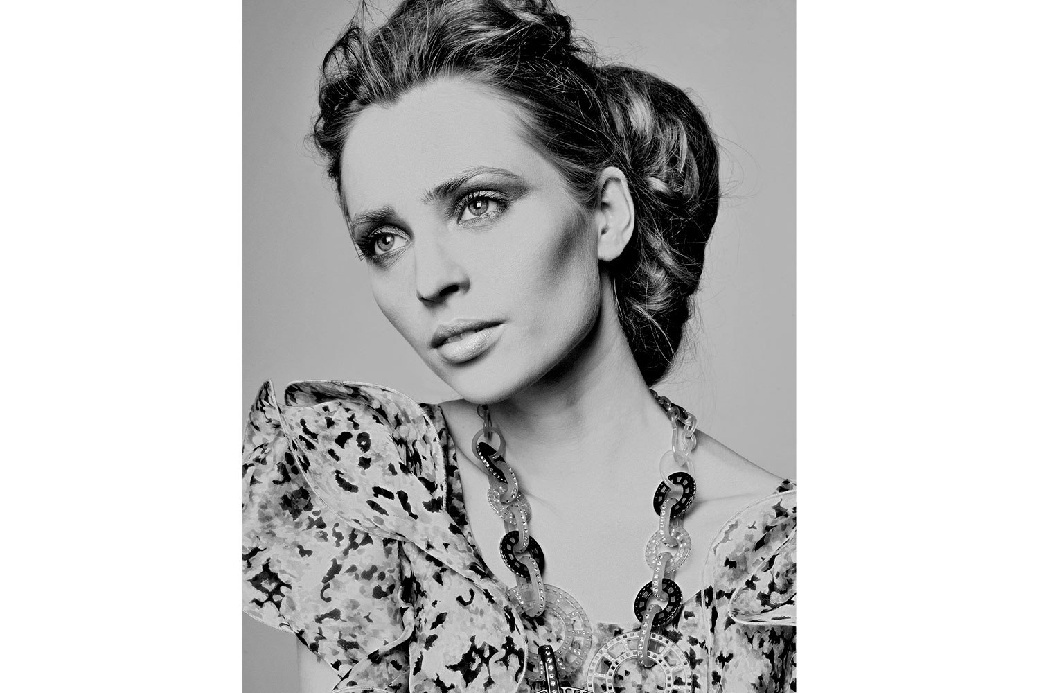 fashion02_bw.jpg