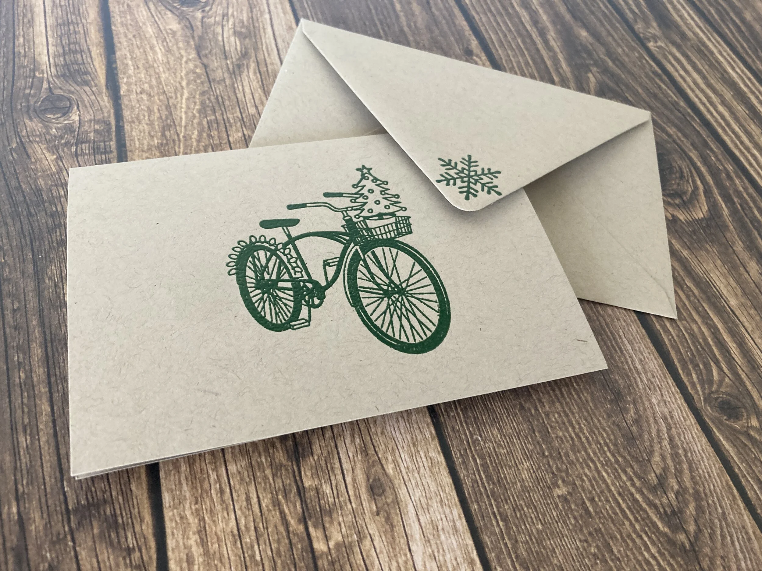 christmassy bicycle emerald 2.jpg