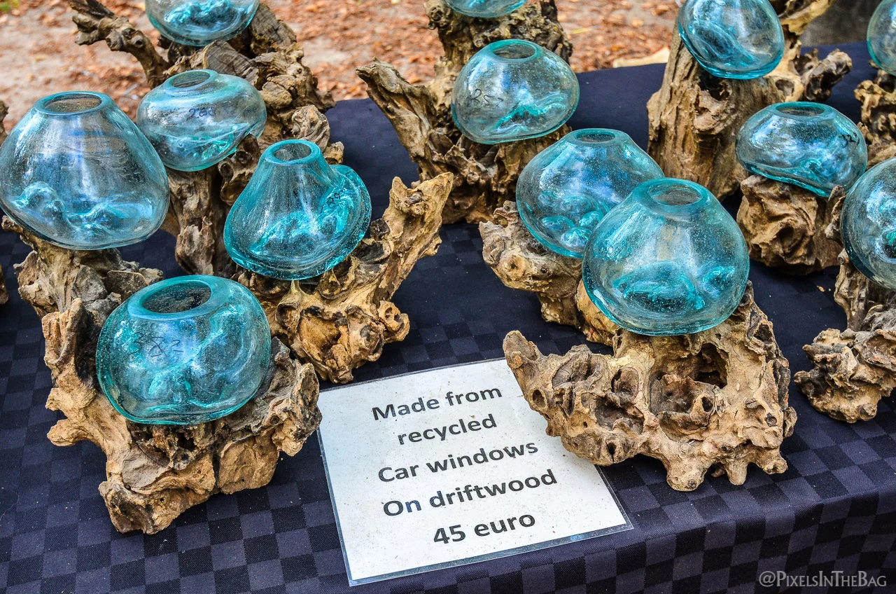 Le recyclage au marché aux puces.