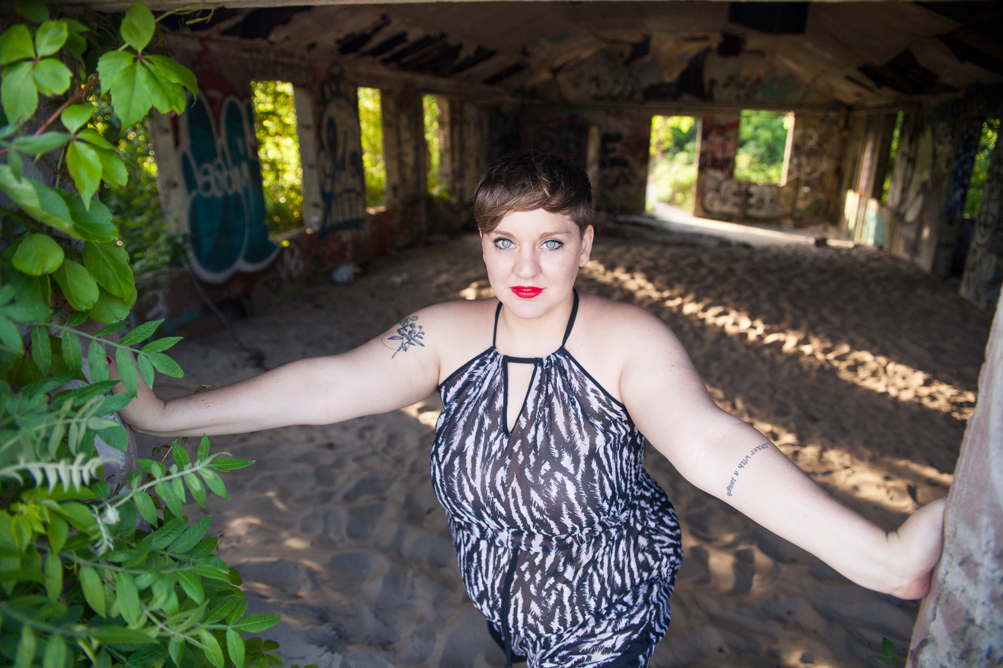 whomstudio_laura-delarato-fort-tilden-beach-nyc_0561-2048.jpg