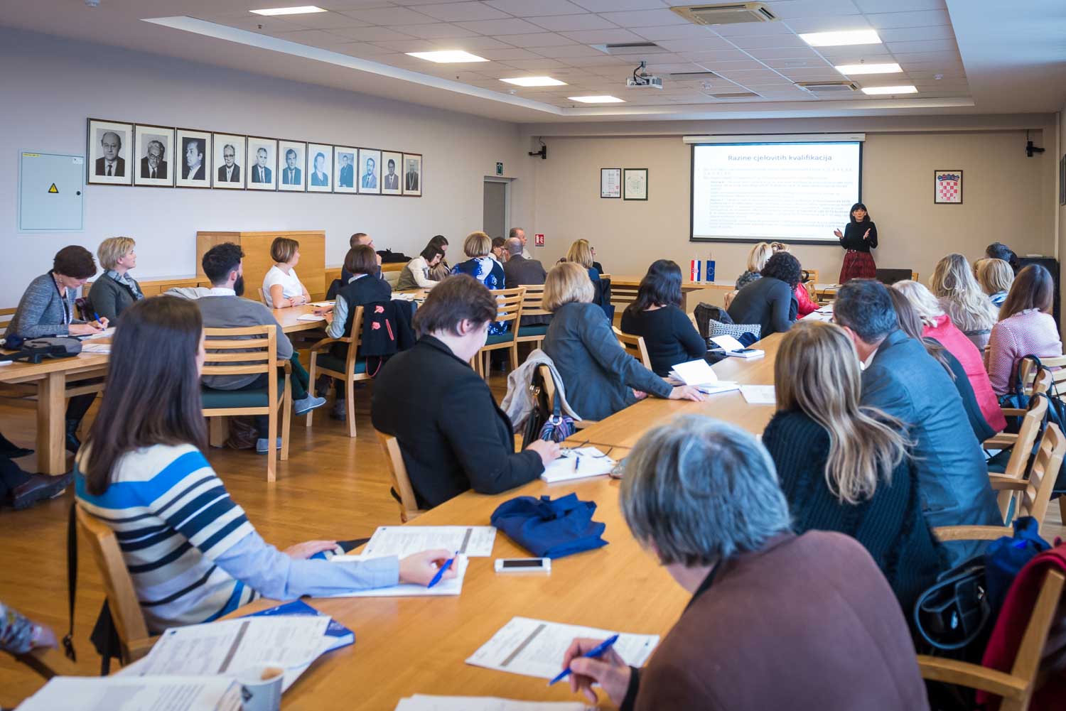 fotografiranje-poslovne-konferencije-Zagreb-fakultet-1011.jpg