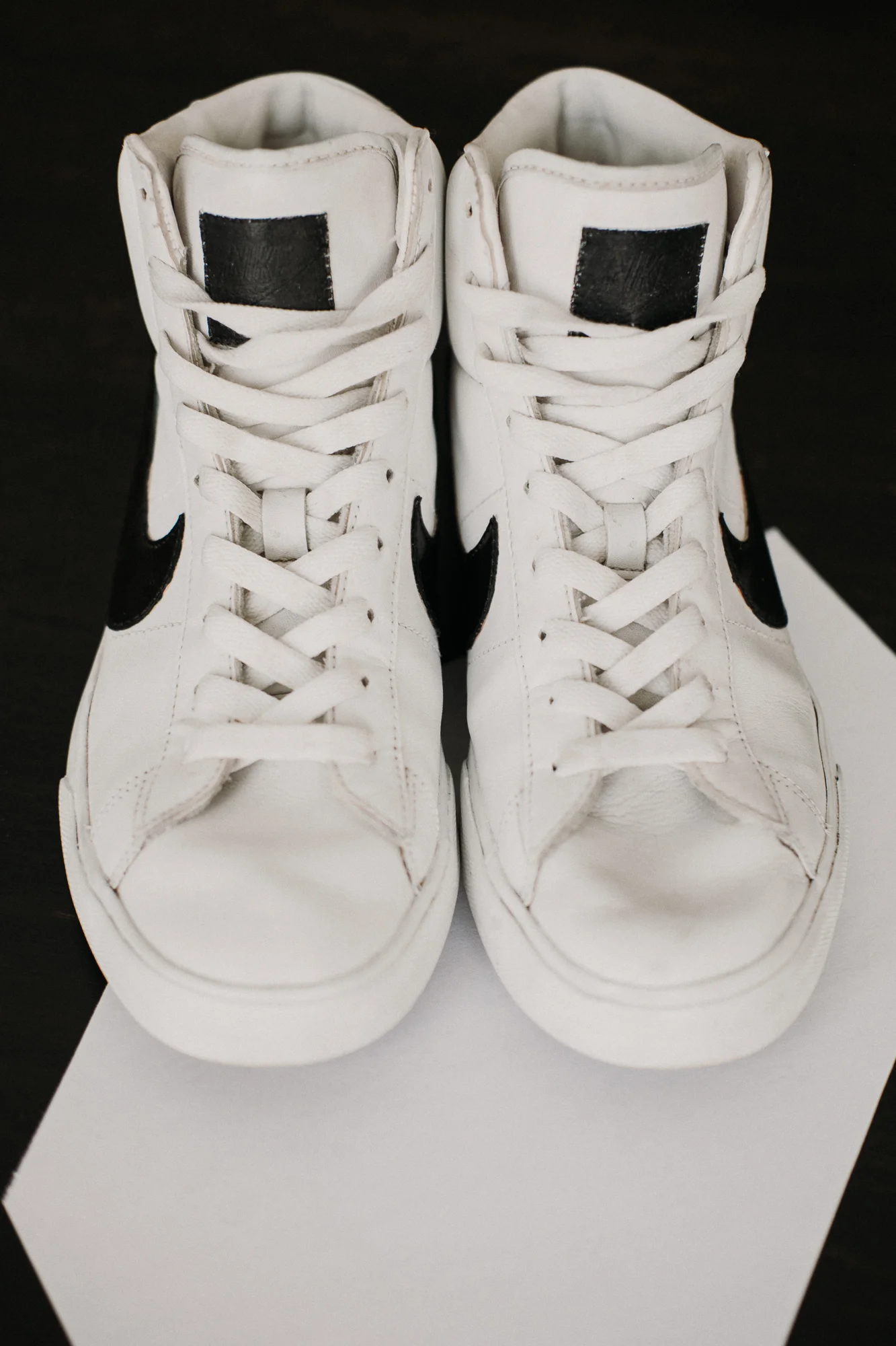 painting nike swoosh