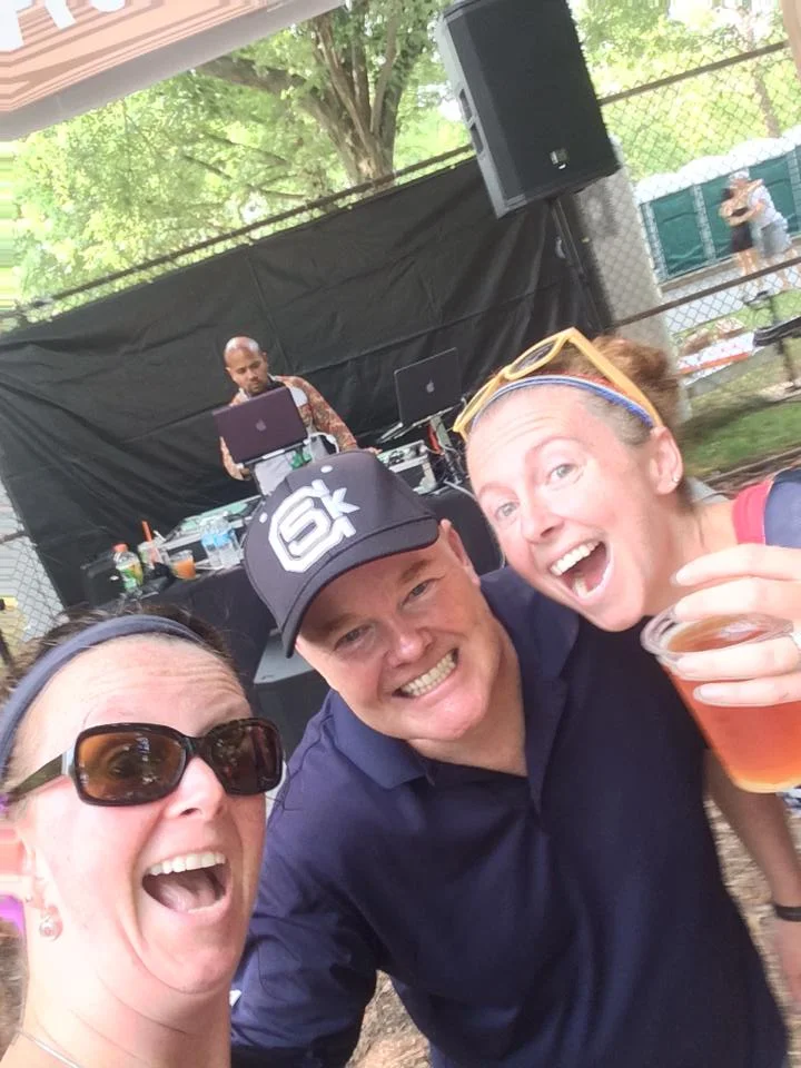Selfie thanks to amy with race director eddie o! 