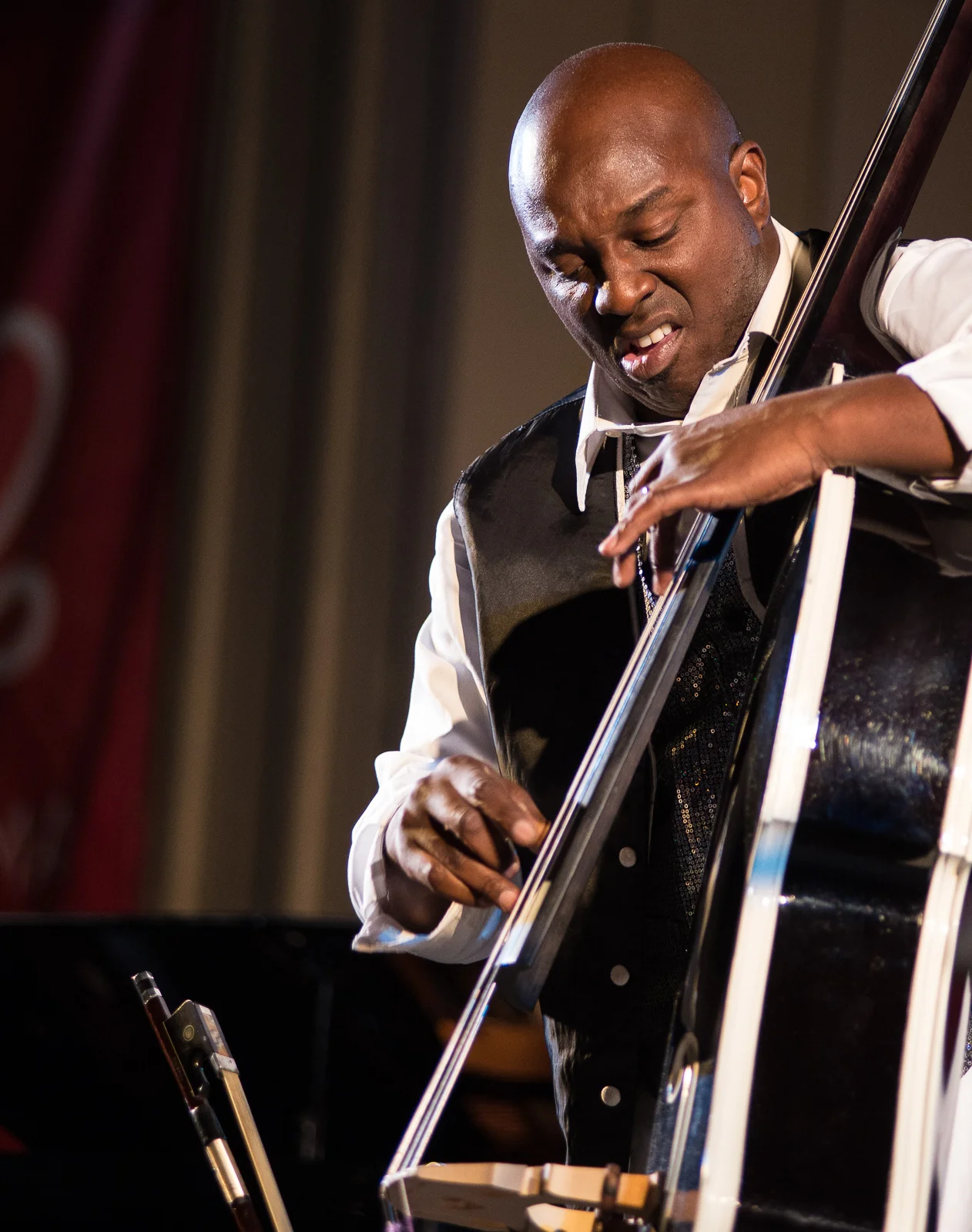 Charnett Moffett