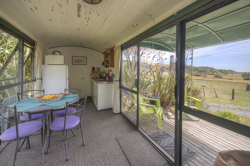 Te Rakau Cabins, Wairarapa, Remutaka Cycle Trail, Cycle Remutaka